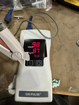 Smiths Medical 3300MDD OXI-PULSE Oximeter (No SpO2 Sensor)