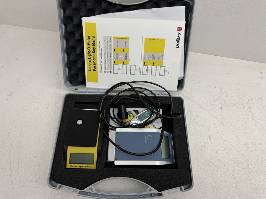Unfors Light-O-Meter Luminance and Illuminance Meter Kit with Type 533 Probe - photo 1